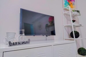 Room - Empire City Signature Studio Suites (Petaling Jaya)