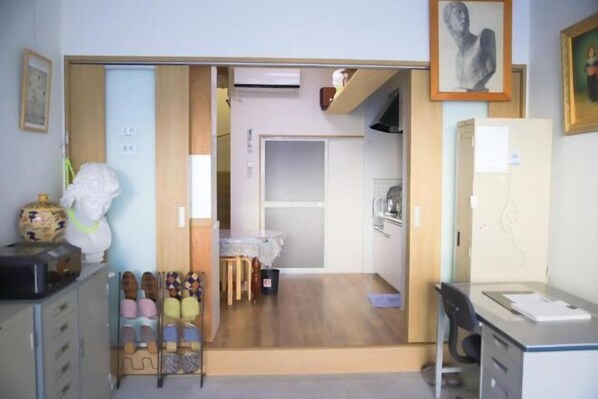 Interior - Guesthouse Atelier Ten (Osaka)