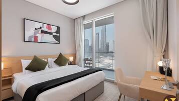 Apartemen Mewah, balkon, pemandangan kota | Setrika/meja setrika dan tempat tidur bayi (biaya tambahan)