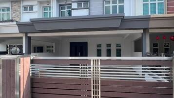 Bahagian luar