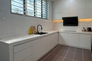 Private kitchen - 5 min to AeonBig , Old Street, BP Mall & D Garden (Simpang Kanan)