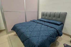 Room - 5 min to AeonBig , Old Street, BP Mall & D Garden (Simpang Kanan)