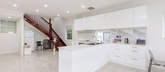 Entire House close to CBD South Bank