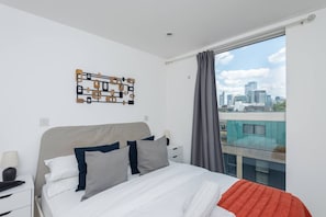 1 Schlafzimmer, Schreibtisch, Bügeleisen/Bügelbrett, WLAN