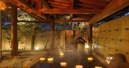 Hanaakarinoyado Tsukinoike