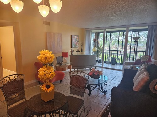 Top of the coconut, your place. Third floor condo waterview