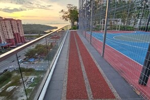 Sport court - BLS@Penang-GurneyDrive-Komtar-GeorgeTown-USM-10Pax (George Town)