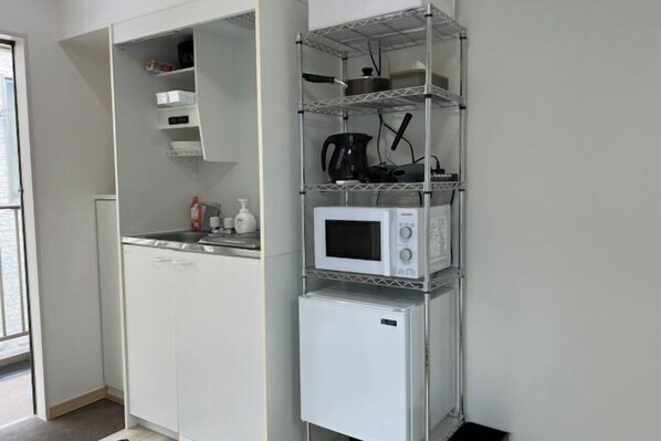 Private kitchen - Higashi Shinjuku Station is a 3-minute walk, Shin-Okubo Station is a 7-minute walk,Shinjuku Station (Tokyo)