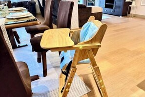 Dining - SwanPP (Hang Dong)