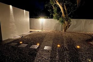 Exterior - SwanPP (Hang Dong)