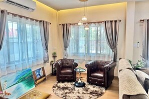 Living area - SwanPP (Hang Dong)