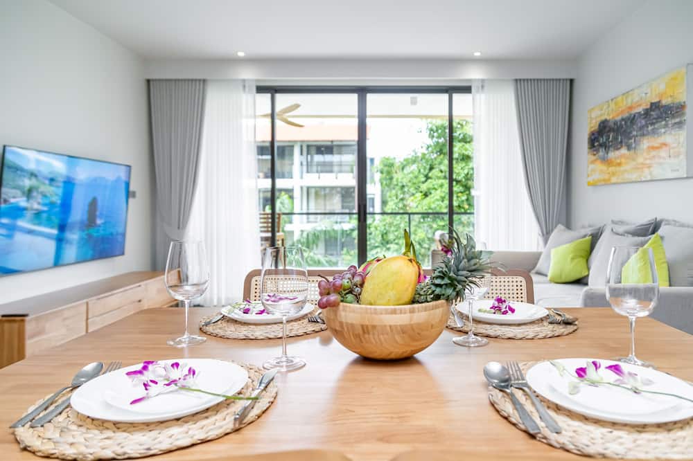 Seaside 2BR 200 m to BangTao beach