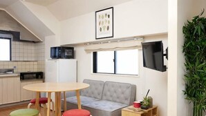 Room - LiLi House Tateishi (Tokyo)