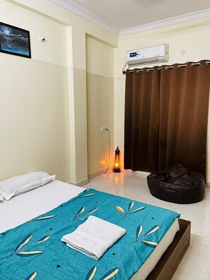 Deluxe Villa, 2 Bedrooms, Balcony, City View | Desk, laptop workspace, iron/ironing board, free WiFi - Zivo Stays Heritage Apartments (Hyderabad)