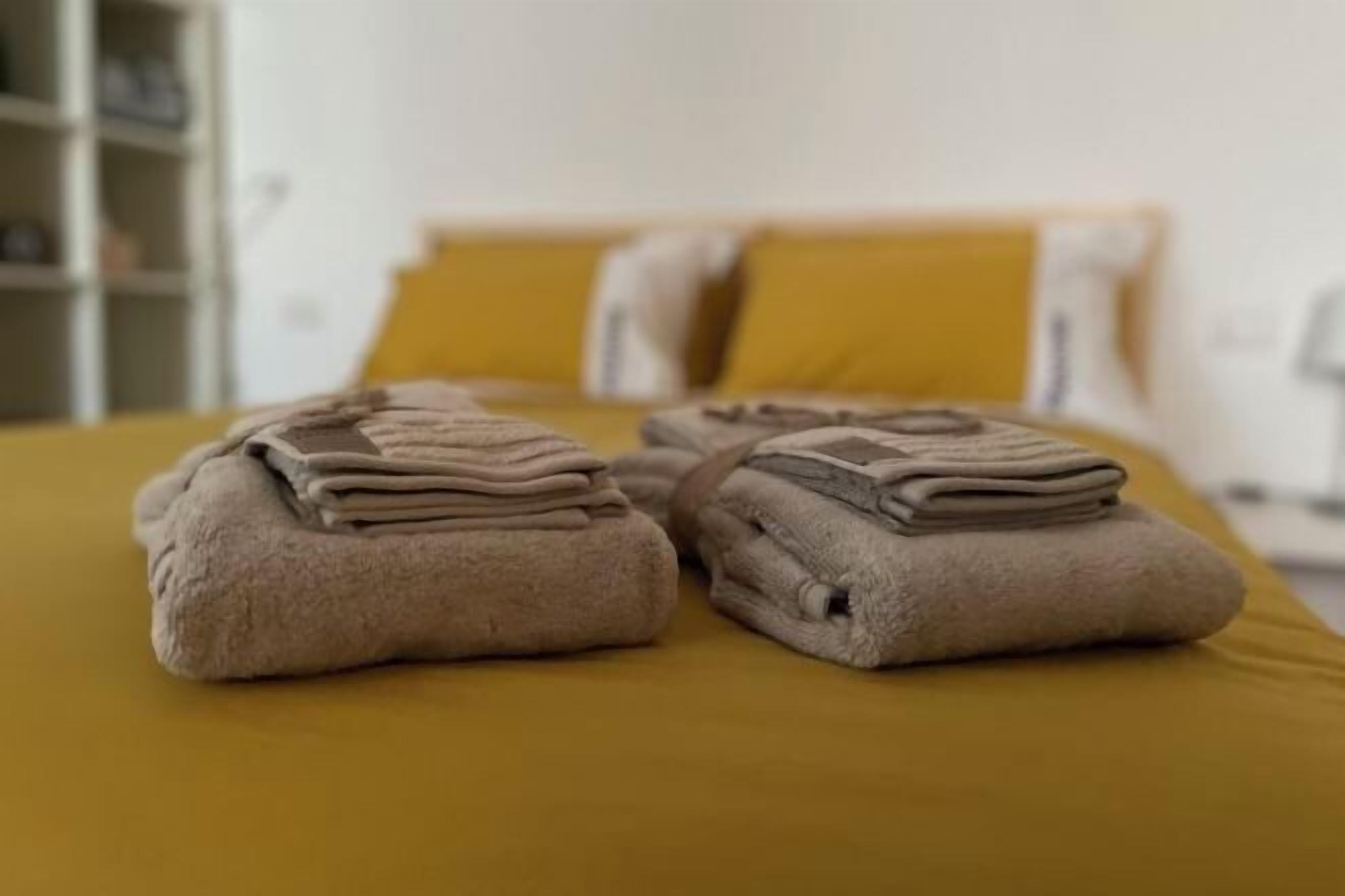 Tabla de planchar con plancha 