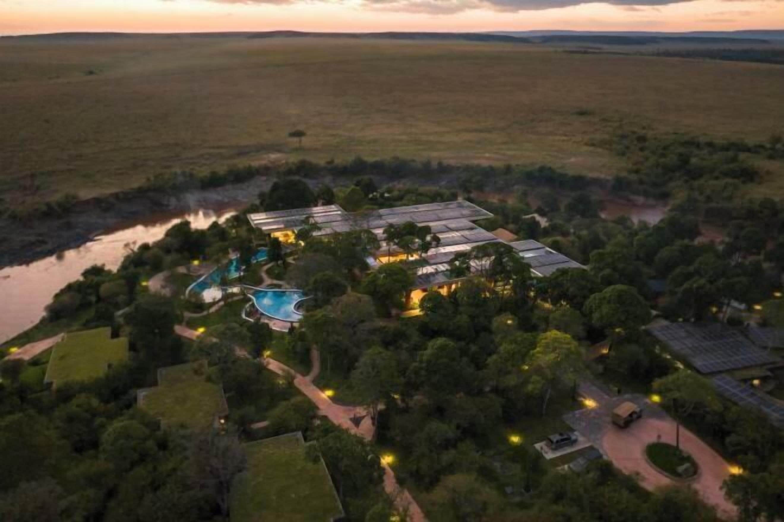 المنشأة من الخارج