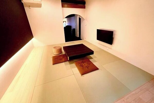 Interior - Ranjatai Premium (Nara)