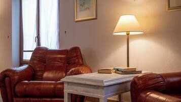 Rom – superior, hageutsikt | Oppholdsområde