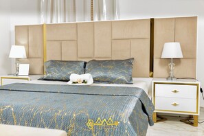 4 Schlafzimmer, Zimmersafe, Bügeleisen/Bügelbrett, WLAN
