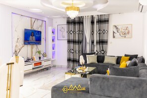 Smart TV, video games, video library