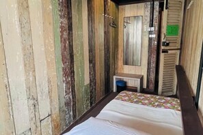 Room - Frenz Republic - SELF CHECK-IN (George Town)