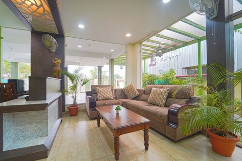 Chakraa Hotels Saravanampatti