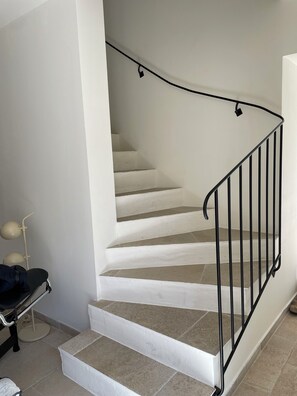 Interior - House for 6 adults, private pool, Mouriès, Alpilles, Provence (Mouriès)