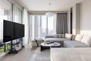 Cots/infant beds - Luxury 4BR Prime Downtown Stay (Dubai)