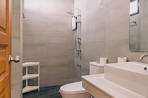Bathroom - DEJA HOME (Chiang Mai)