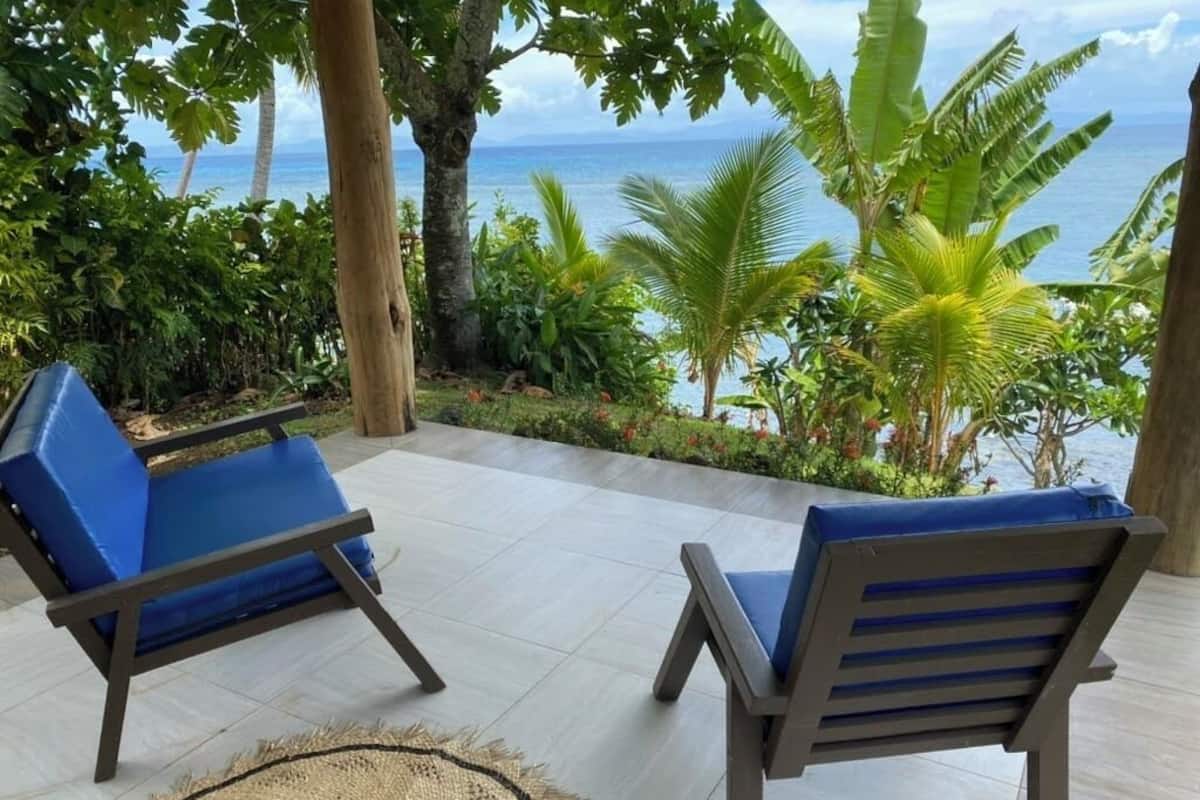 Deluxe Double or Twin Room, Air conditioning, Ocean View | Living area