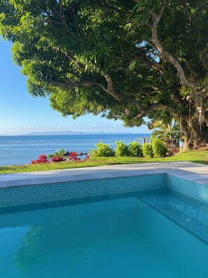 Outdoor pool - The Pointe Taveuni (Matei)