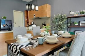 Room - Palazio 3BR by YJ (Tebrau)