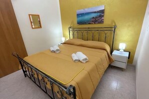 Iron/ironing board - Lucky home (Trapani)