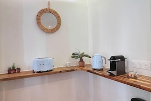 Restaurant - Paris Center Modern Apartment Marais Pompidou Art Center (Paris)