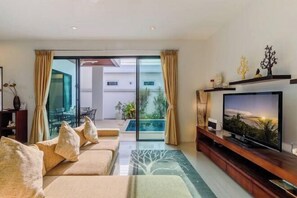 Room - Perfect Pool Villa with Jacuzzi Three Bedrooms Villa No.5 (Phuket)