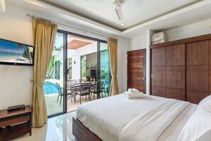 Room - Perfect Pool Villa with Jacuzzi Three Bedrooms Villa No.5 (Phuket)