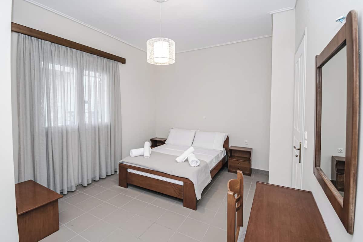 Apartment, Garden View | Soundproofing, iron/ironing board (on request), cribs (free)