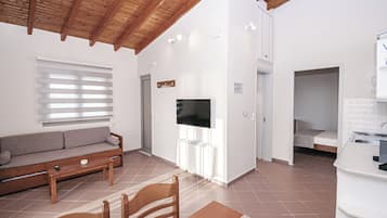 Huoneisto, parveke, merinäköala | Äänieristys, silitysrauta/-lauta, ilmaiset vauvansängyt, ilmainen Wi-Fi