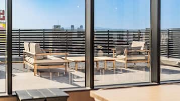 Familiesuite, ikke-røyk (Deluxe, with Balcony) | Balkong