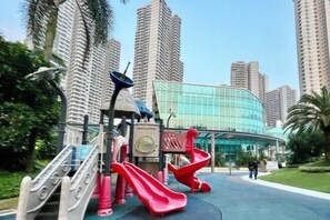 Children’s area - Modern Seaview Country Garden Danga Bay near CIQ 3B3B (Johor Bahru)