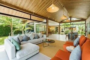 Interior - Baan Talay BeachFront Pool Villa A (Koh Samui)