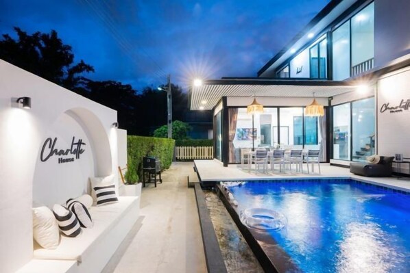 Piscina al aire libre