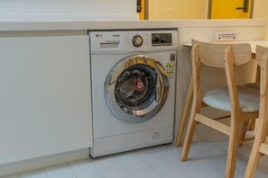 Restaurant - Myung Guest House (Seoul)