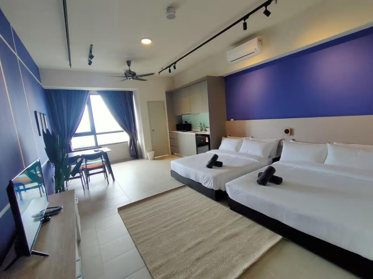 Iron/ironing board, free WiFi