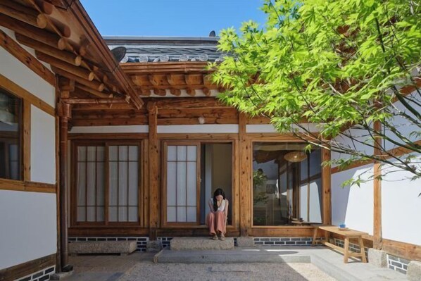 Garden - [Staymoire] Seoul Premium Hanok near Anguk Station 5mins (Seoul)