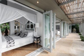 Cots/infant beds - The Headland Villa 1 (Koh Samui)