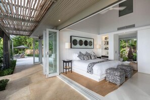 Cribs/infant beds - The Headland Villa 1 (Koh Samui)