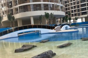Pool - orkide apartment (Phnom Penh)