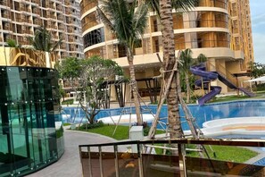 Ảnh chưa phân loại, 5 trong số 19 ảnh, nút