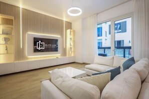 Room - Elite LUX Holiday Homes - 1BHK Beachside Retreat at Port De La Mer, Dubai (Dubai)